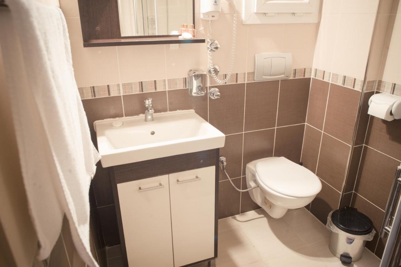 Yayla Hotel イズミル 部屋 写真